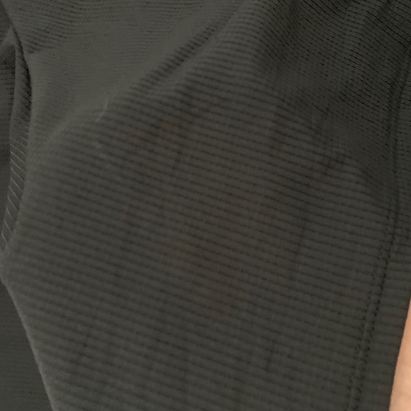 🛍HOST PICK 🛍 - Fabletics Blk Razor Tank - medium - Picture 7 of 8